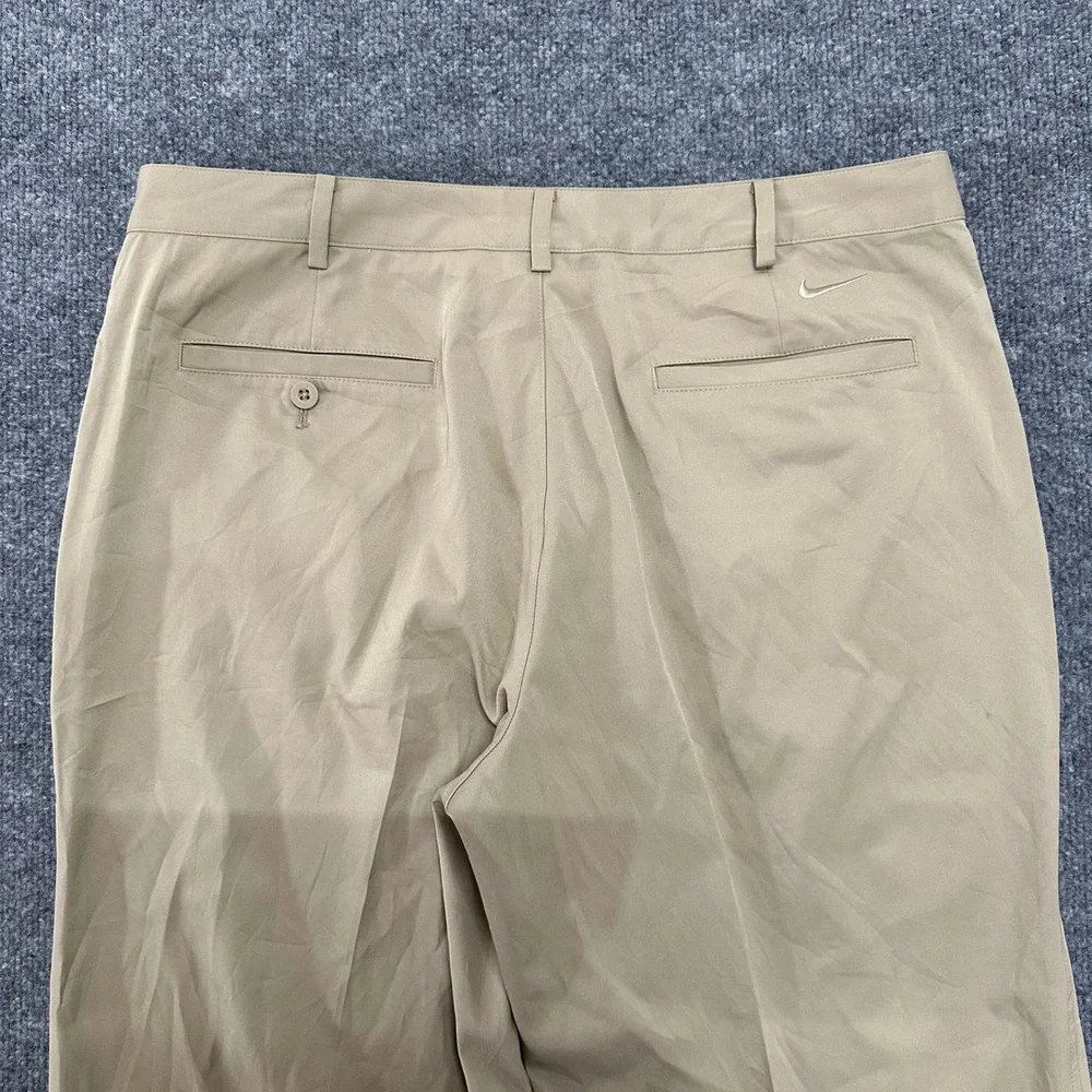 Nike Golf Pants Mens Size 34x32 Beige Dri-Fit Athletic Casual Khaki Trousers